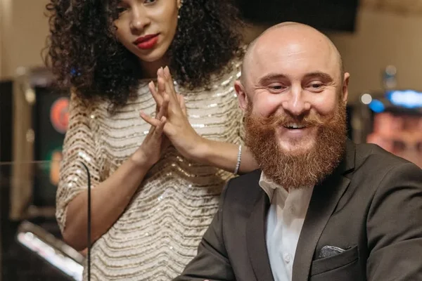 炸金花游戏真人游戏